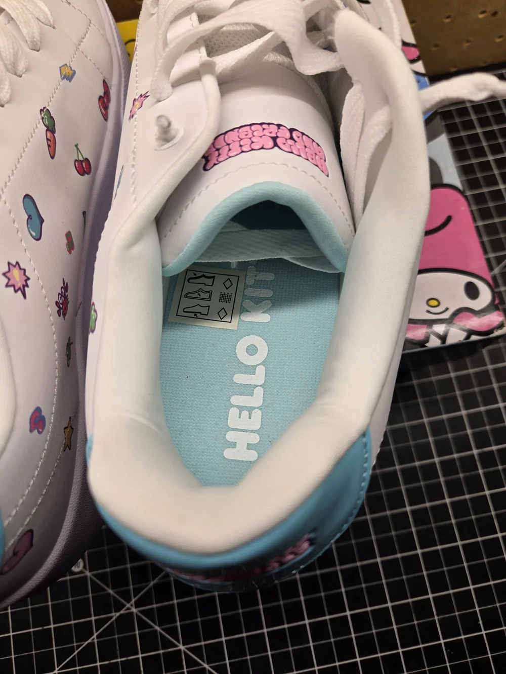 Heelys Hello Kitty and Friends Kids Shoe Box - Multicolor